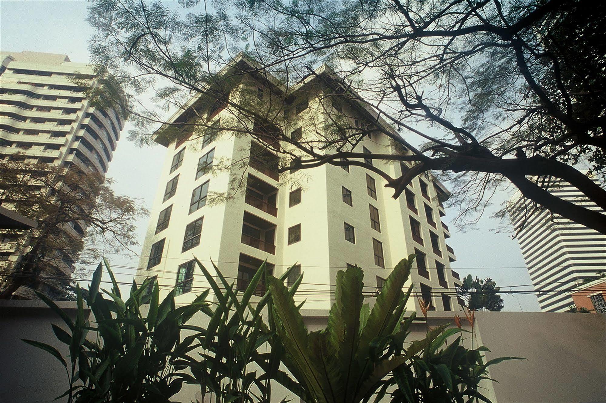 Gardengrove Suites Bangkok Exterior foto